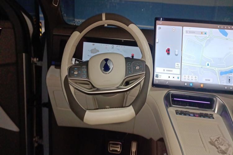 Used Denza N8L 2025 Model Flagship Model Steering Wheel