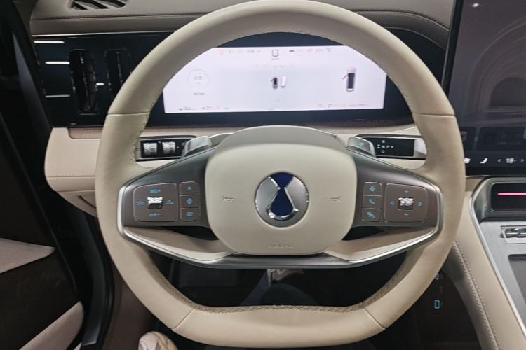 Used Denza N8L 2025 Model Flagship Model Steering Wheel