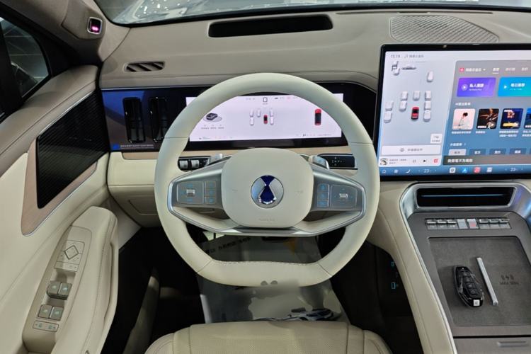 Used Denza N8L 2025 Model Flagship Model Steering Wheel