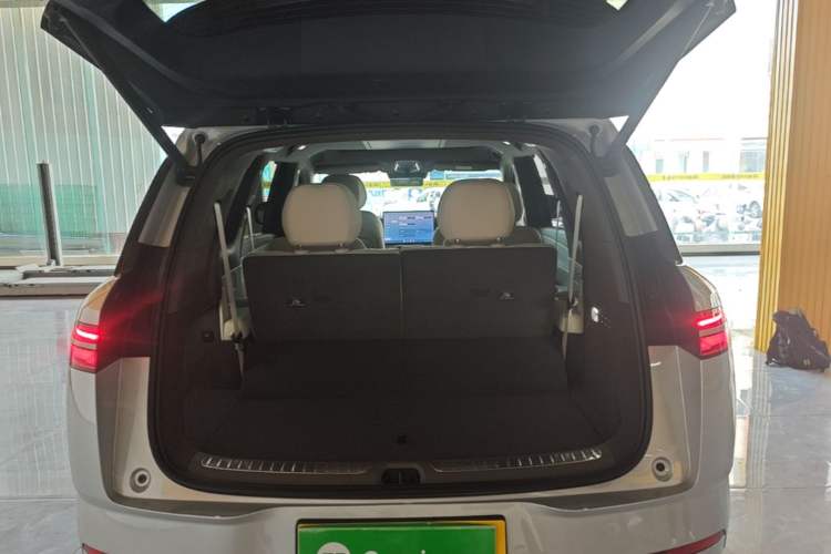 Used Denza N8L 2025 Model Flagship Model Trunk