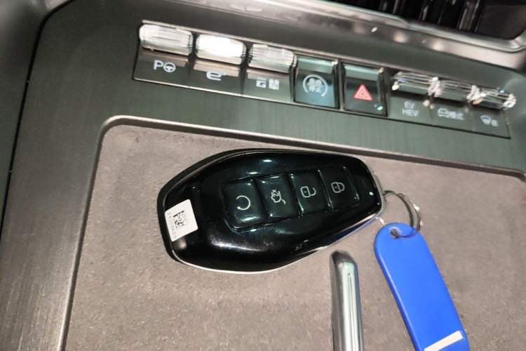 Used Denza N8L 2025 Model Flagship Model Vehicle Key