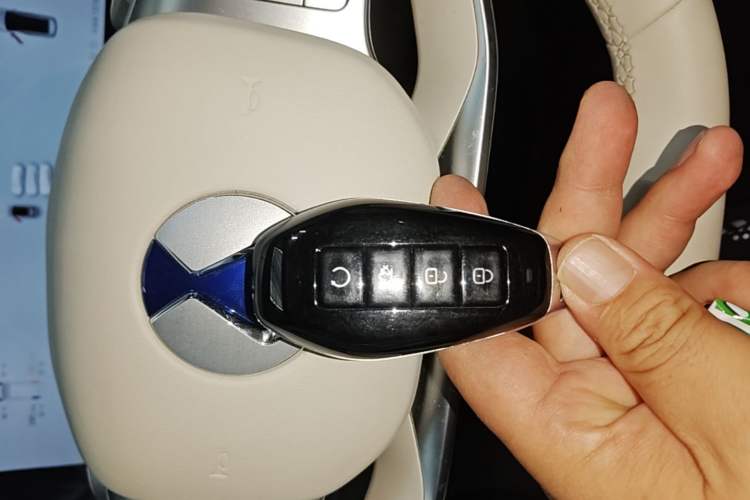 Used Denza N8L 2025 Model Flagship Model Vehicle Key