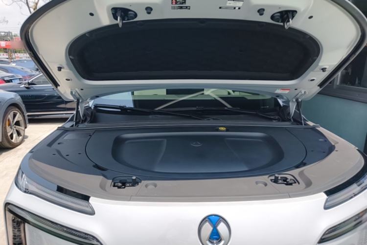 Used Denza N8L 2025 Model Flagship Model Engine Bay