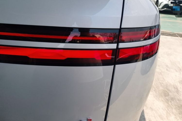 Used Denza N8L 2025 Model Flagship Model Exterior 3