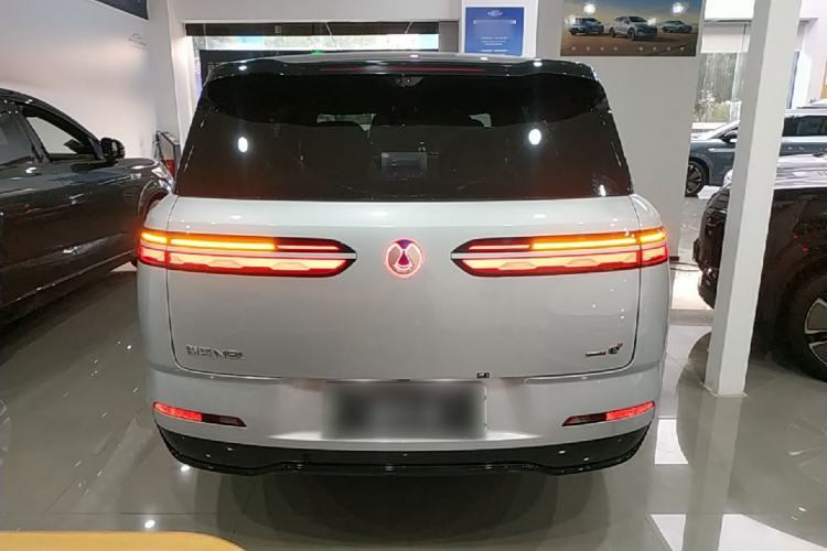 Used Denza N8L 2025 Model Flagship Model Rear