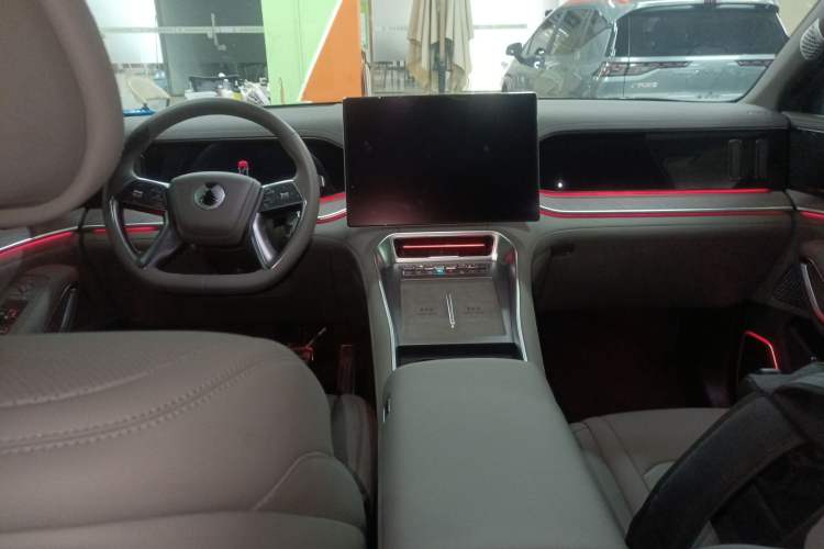 Used Denza N9 2025 Flagship Model Center Console