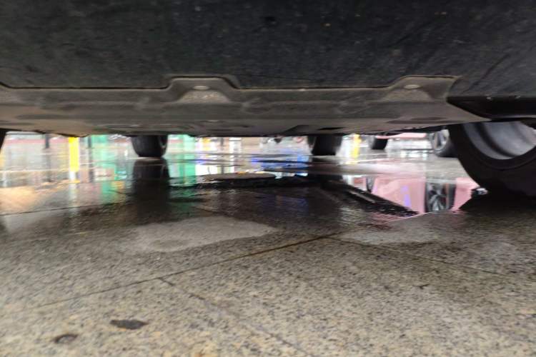 Used Denza N9 2025 Flagship Model Chassis Front