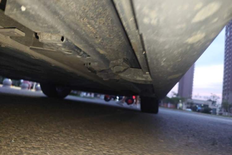 Used Denza N9 2025 Prestige Version Chassis Front Left