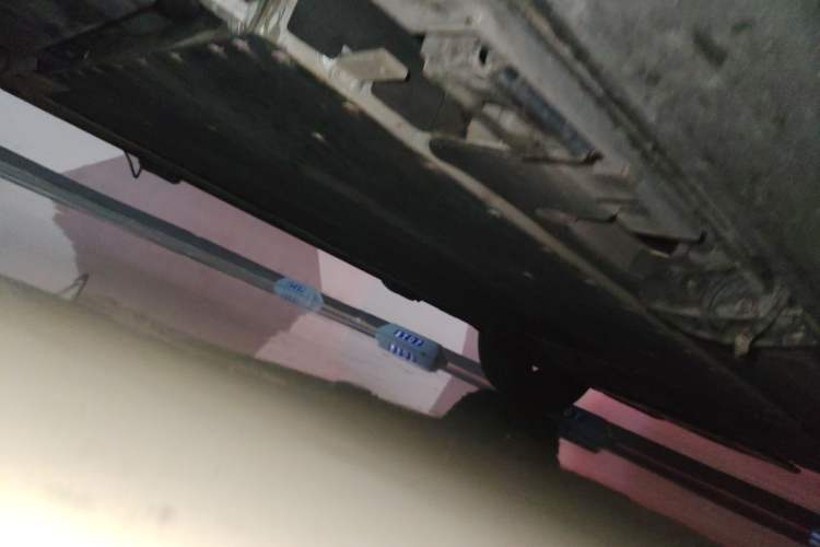 Used Denza N9 2025 Prestige Version Chassis Front Left