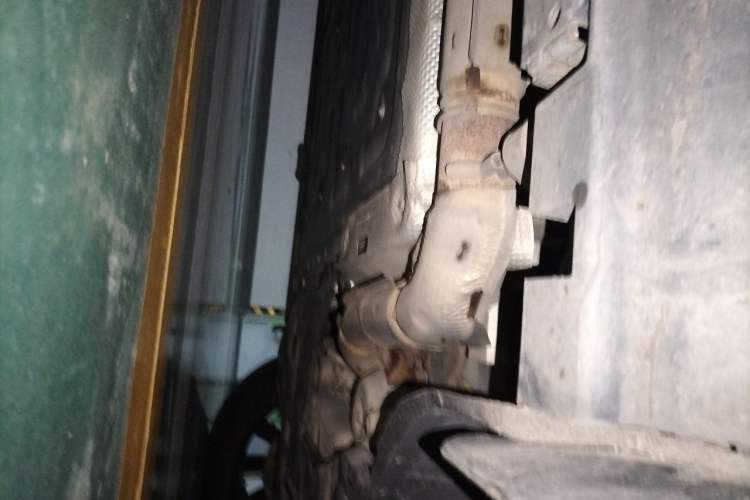 Used Denza N9 2025 Flagship Model Chassis Front Right