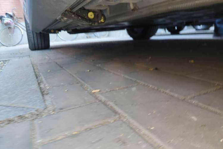 Used Denza N9 2025 Prestige Version Chassis Front Right