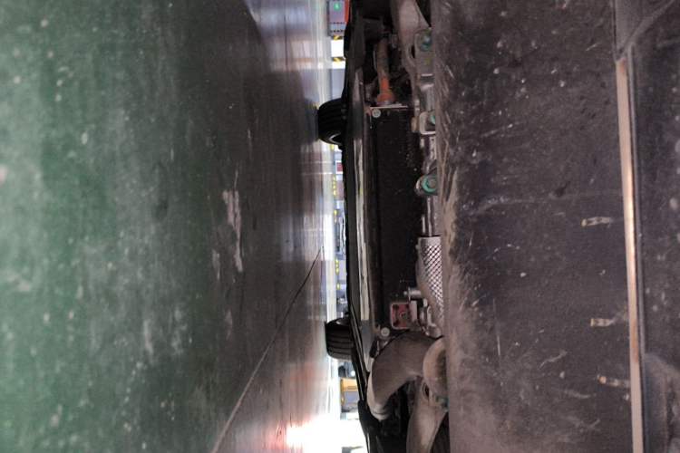 Used Denza N9 2025 Flagship Model Chassis Rear