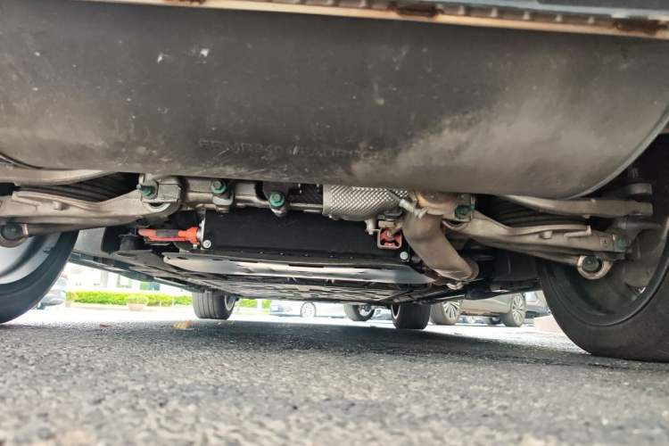 Used Denza N9 2025 Flagship Model Chassis Rear