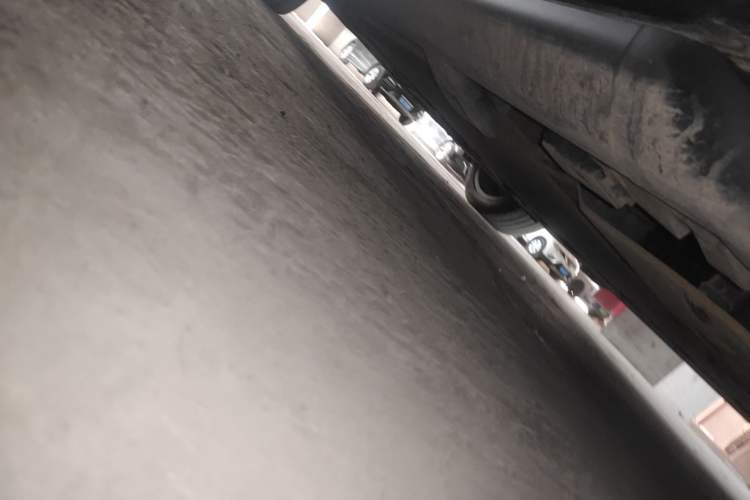 Used Denza N9 2025 Flagship Model Chassis Rear Left