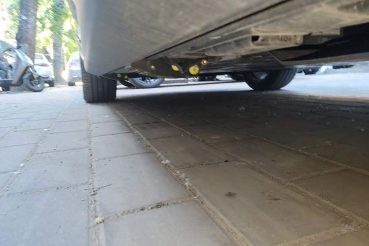 Used Denza N9 2025 Prestige Version Chassis Rear Left