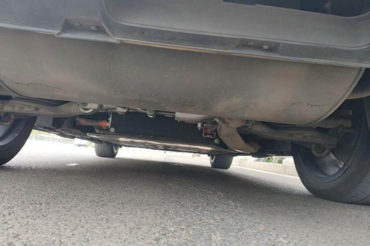 Used Denza N9 2025 Flagship Model Chassis Rear
