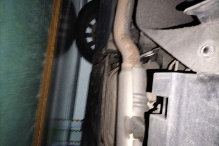 Used Denza N9 2025 Flagship Model Chassis Rear Right