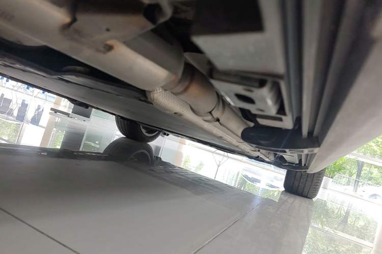 Used Denza N9 2025 Prestige Version Chassis Rear Right