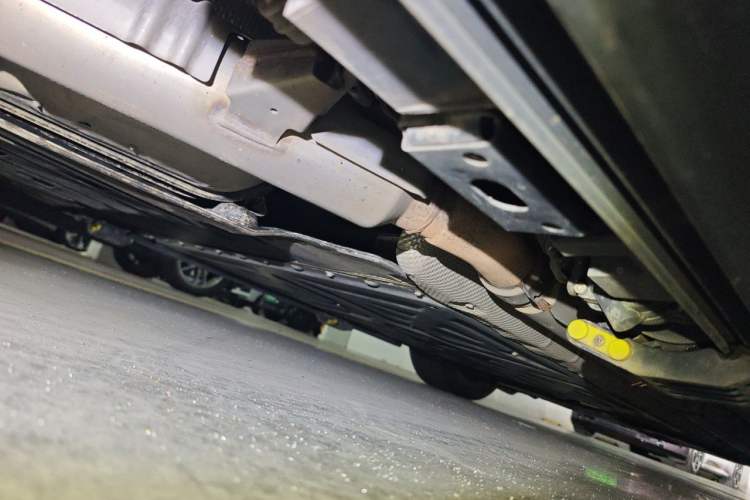 Used Denza N9 2025 Prestige Version Chassis Rear Right