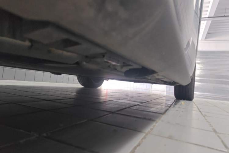 Used Denza N9 2025 Prestige Version Chassis Rear Right