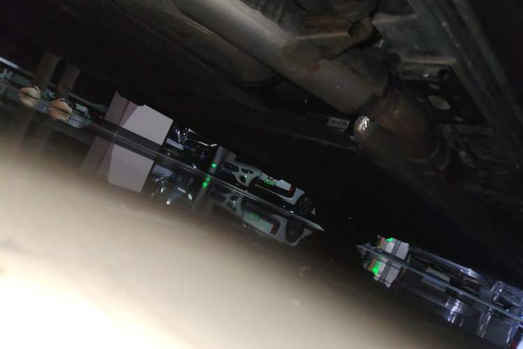 Used Denza N9 2025 Prestige Version Chassis Rear Right