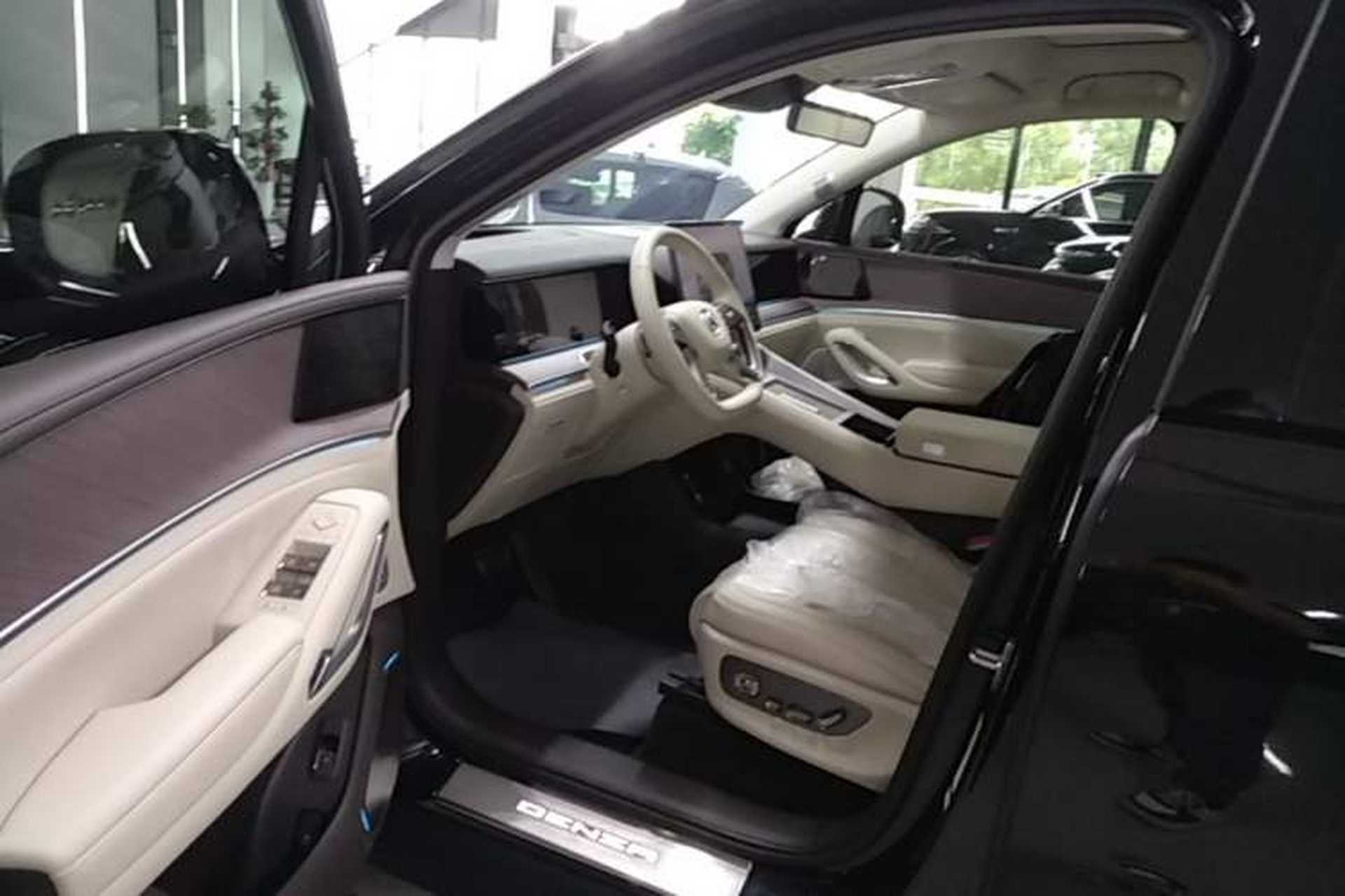 Used Denza N9 2025 Flagship Model Driver Seat