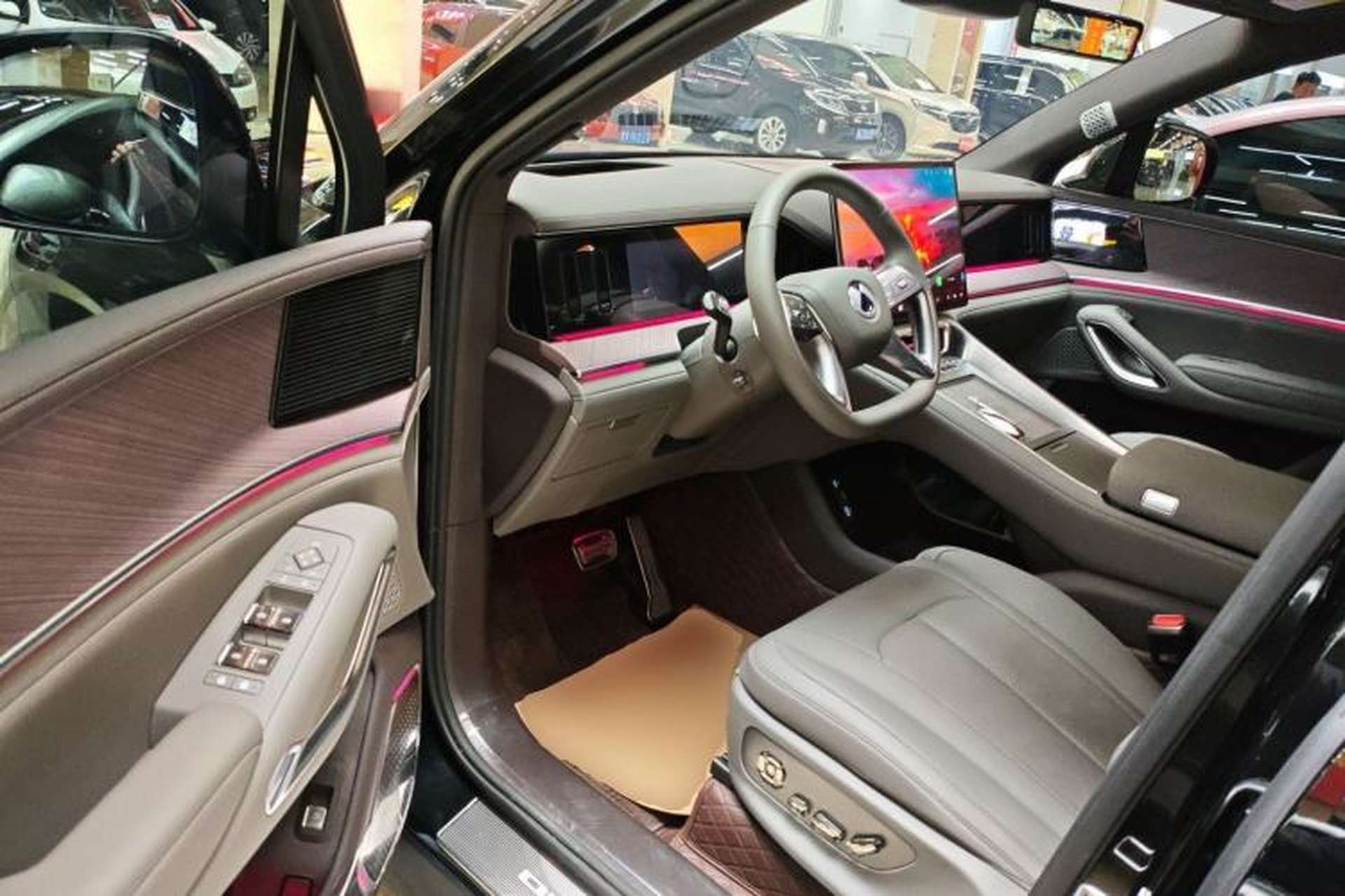 Used Denza N9 2025 Flagship Model Driver Seat