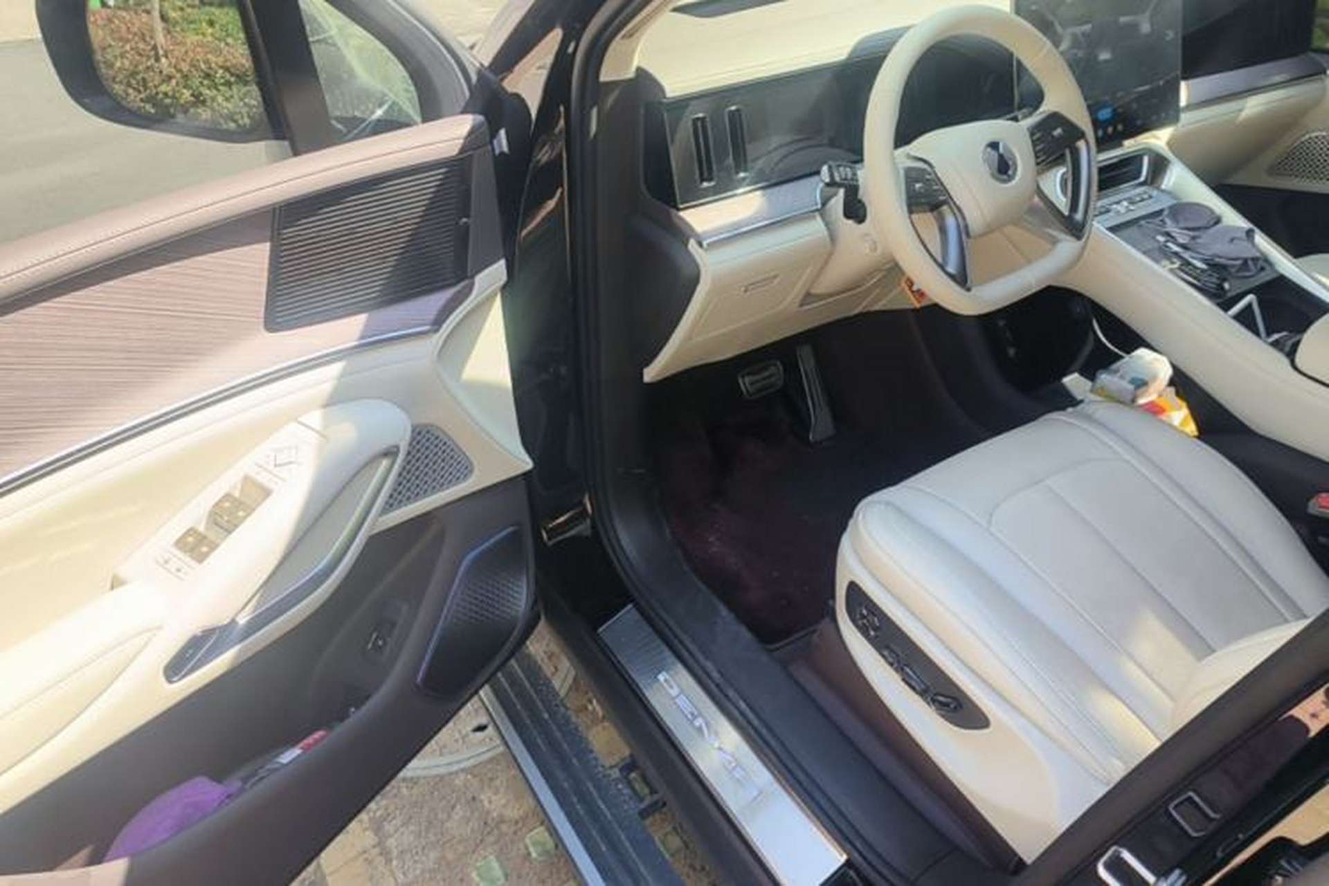 Used Denza N9 2025 Flagship Model Driver Seat