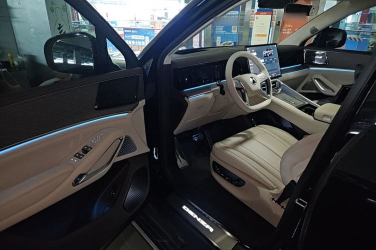 Used Denza N9 2025 Prestige Version Driver Seat