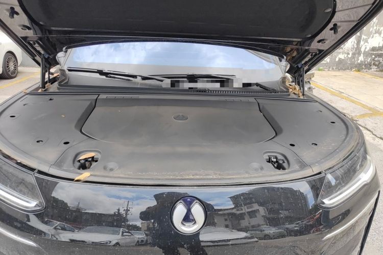 Used Denza N9 2025 Flagship Model Engine Bay