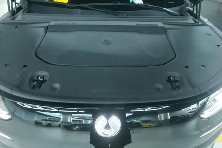 Used Denza N9 2025 Flagship Model Engine Bay