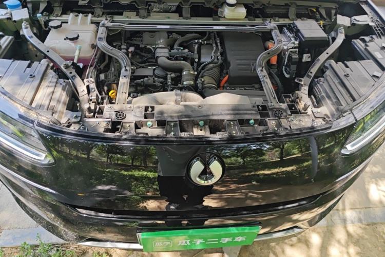 Used Denza N9 2025 Prestige Version Engine Bay