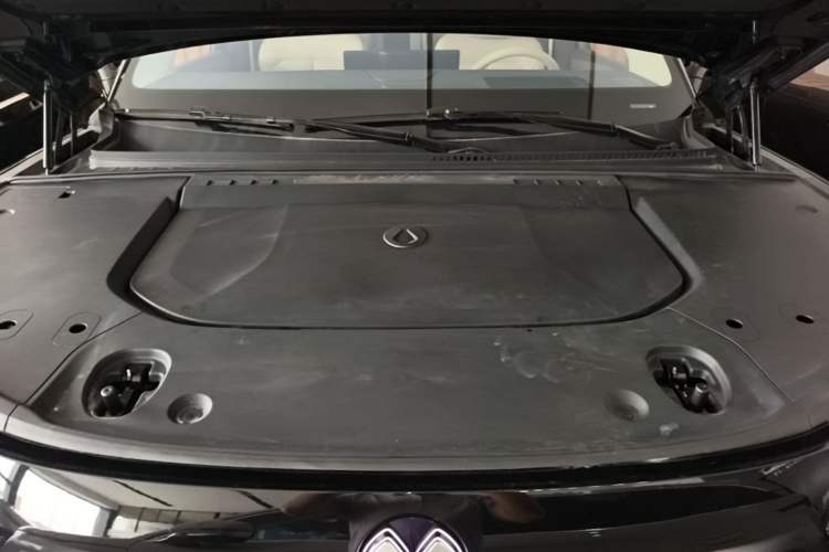 Used Denza N9 2025 Flagship Model Engine Bay