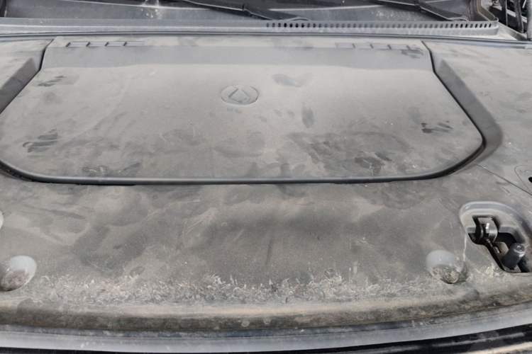 Used Denza N9 2025 Flagship Model Engine Bay
