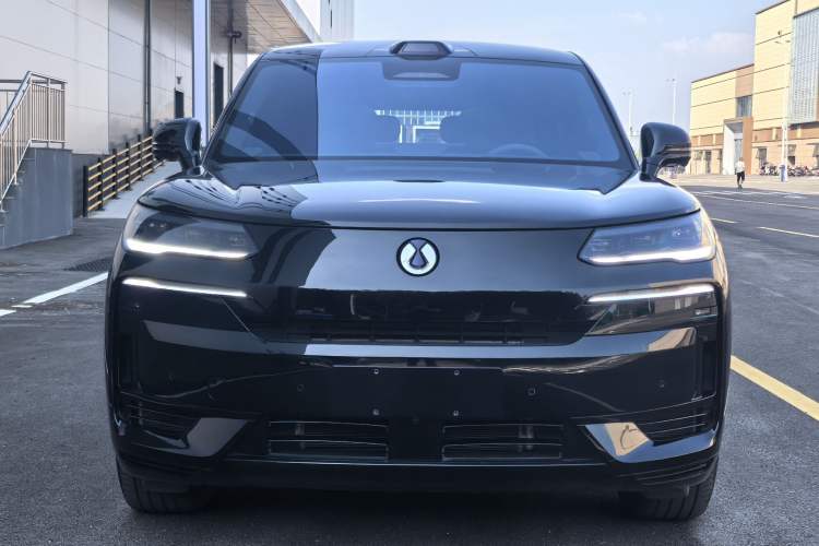 Used Denza N9 2025 Prestige Version Exterior 1