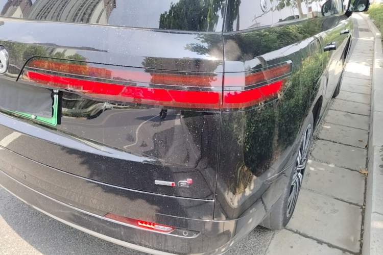 Used Denza N9 2025 Prestige Version Exterior 3