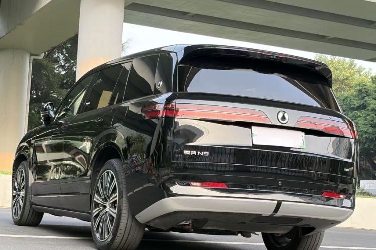 Used Denza N9 2025 Flagship Model Exterior 3