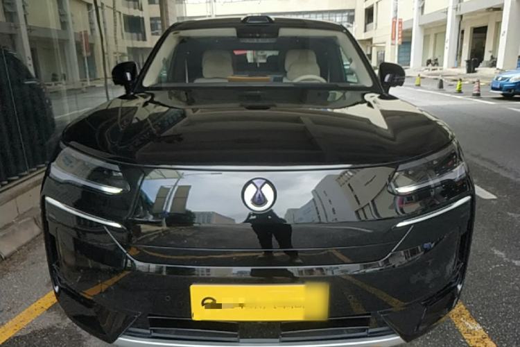 Used Denza N9 2025 Flagship Model Front