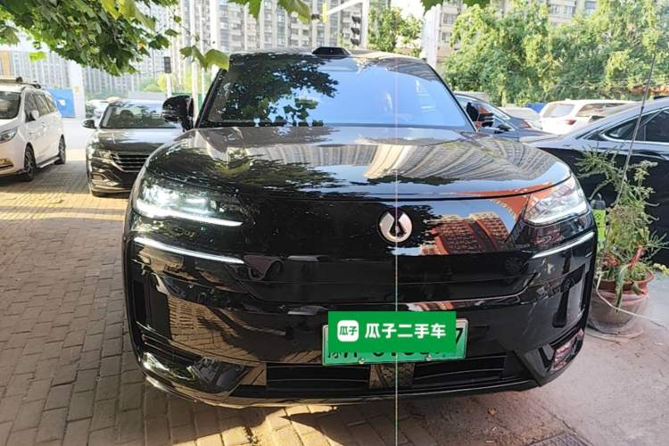 Used Denza N9 2025 Flagship Model Front