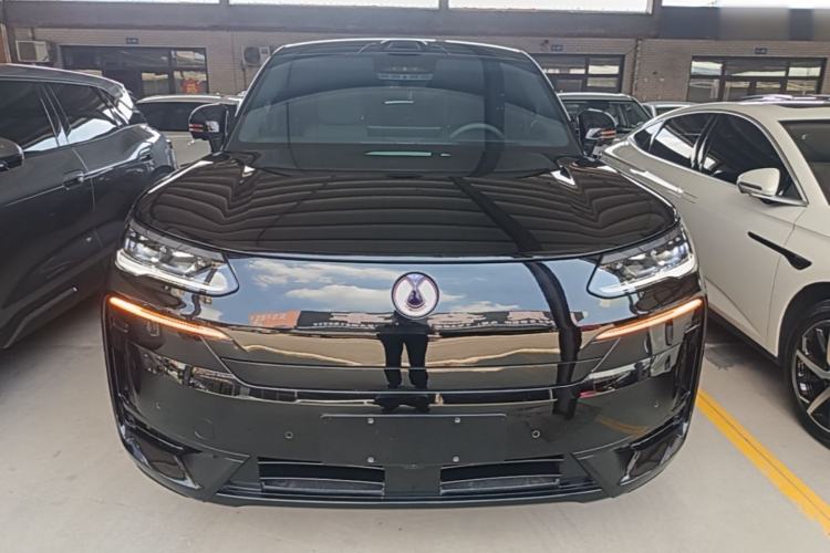 Used Denza N9 2025 Prestige Version Front