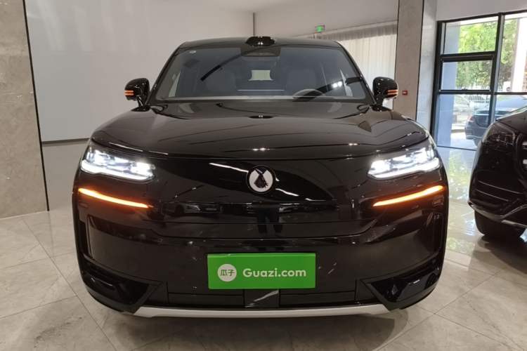Used Denza N9 2025 Prestige Version Front
