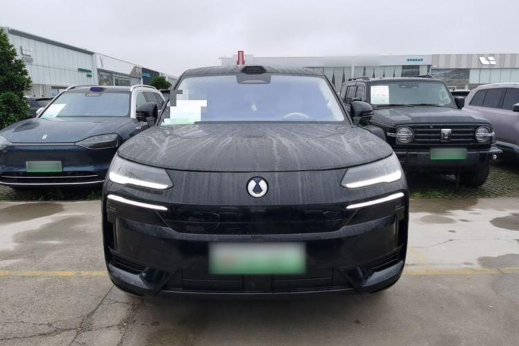Used Denza N9 2025 Flagship Model Front