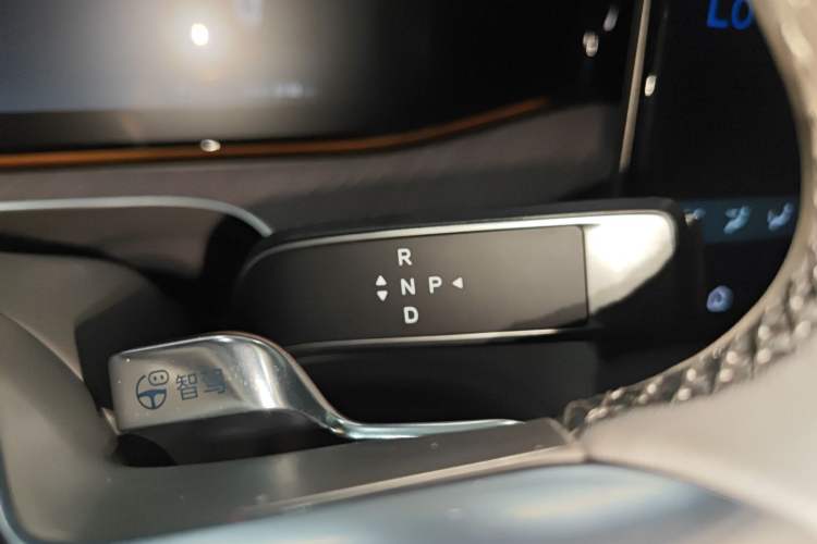 Used Denza N9 2025 Flagship Model Gear Lever