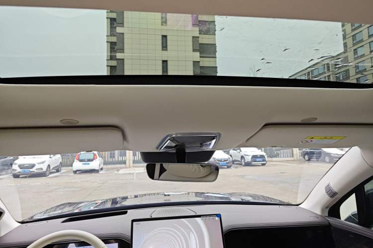 Used Denza N9 2025 Prestige Version Headliner