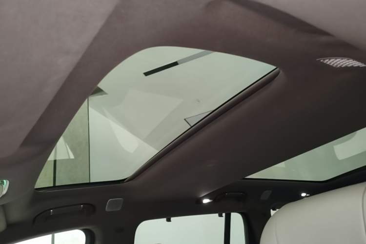 Used Denza N9 2025 Prestige Version Headliner