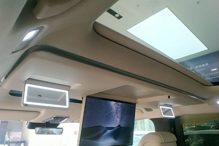 Used Denza N9 2025 Flagship Model Headliner