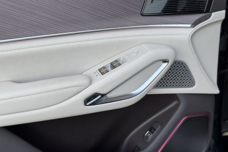 Used Denza N9 2025 Flagship Model Interior 13