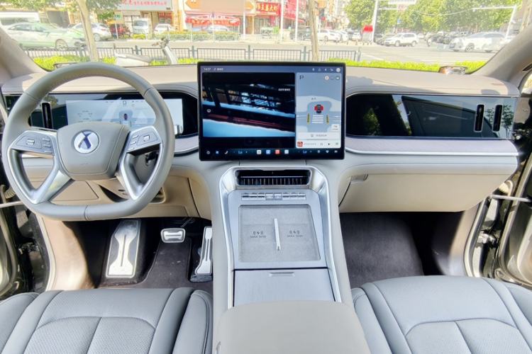 Used Denza N9 2025 Flagship Model Interior 2