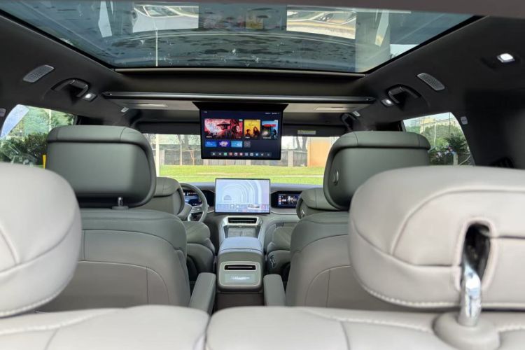 Used Denza N9 2025 Flagship Model Interior 5