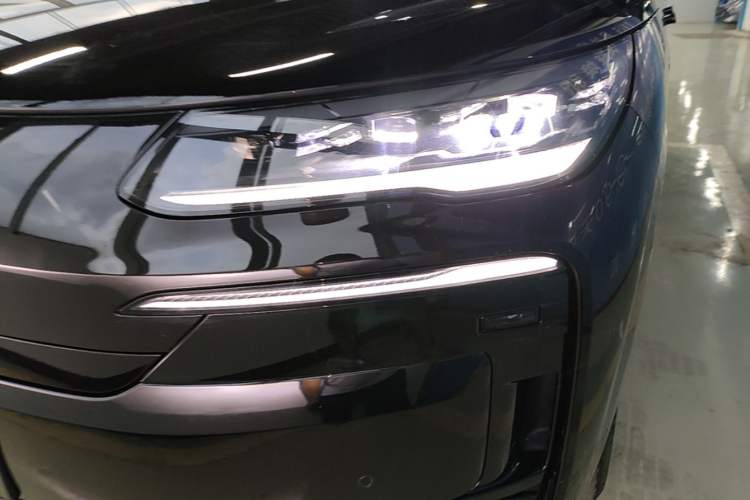 Used Denza N9 2025 Prestige Version Left Front Headlight